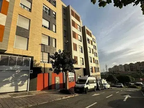 Piso en calle Malvasia