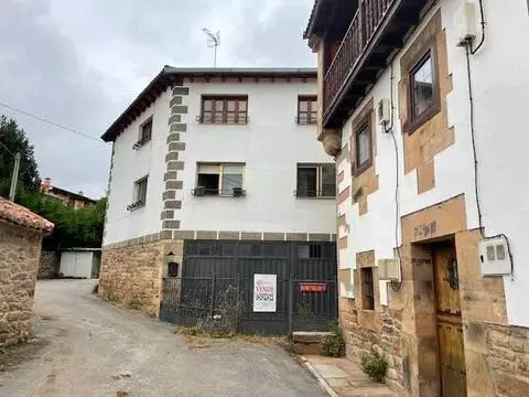 Casa rústica en calle Poblado Entrambasaguas, 55