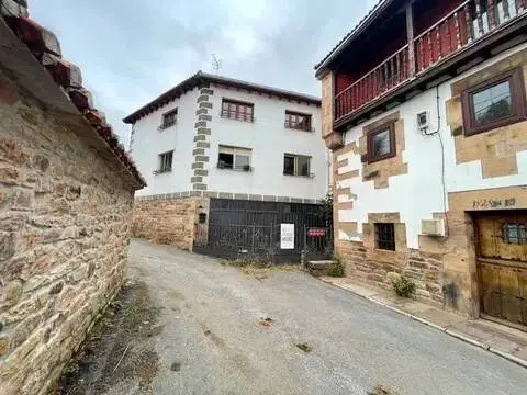 Casa rústica en calle Poblado Entrambasaguas, 55