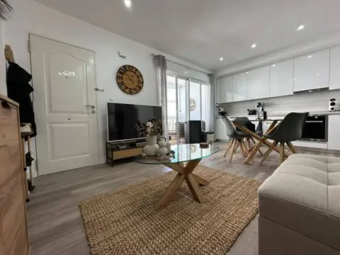 Piso en Matola-La Foia-Las Bayas-La Marina