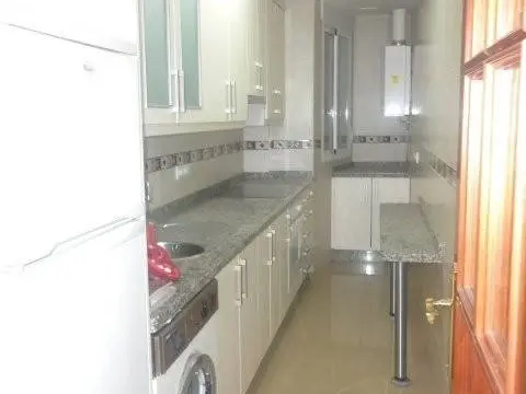 Piso en Huerta de la Reina-Arruzafilla-Parque Figueroa-Noreña