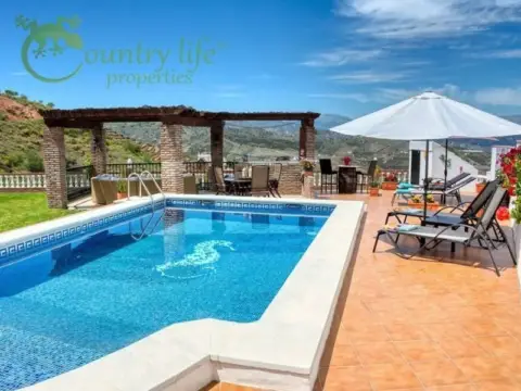 Chalet en Iznate
