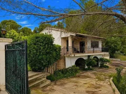 Casa rústica en L'Alcúdia de Crespins