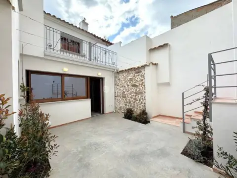 Casa adosada en Algímia d'Alfara