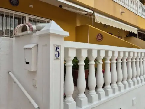 Piso en calle Plaza Emperador 0