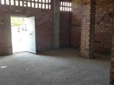 Local comercial en La Viñuela-Rescatado