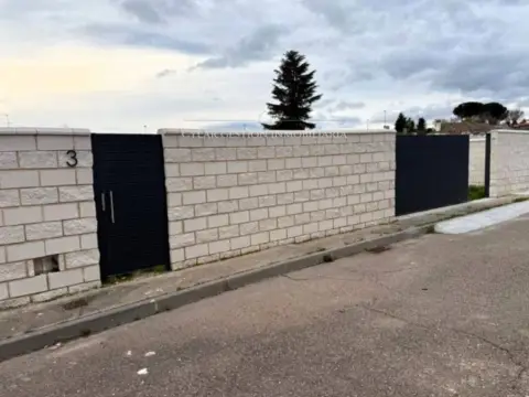 Terreno en Villamayor