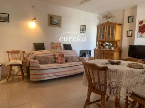 Piso en Avinguda del Port del Canigó, 5