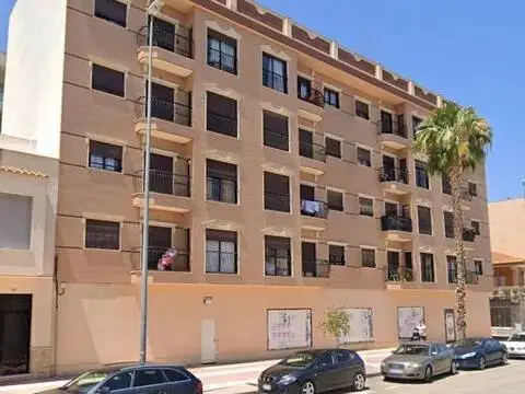 Garaje en calle de Antonio Martínez Garro