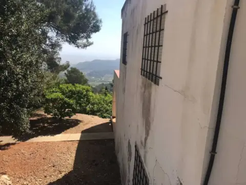 Chalet en Llaurí