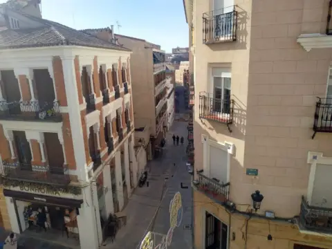 Ático en calle Mayor, 13