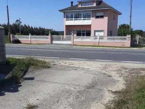 Chalet en Pazos (San Salvador)