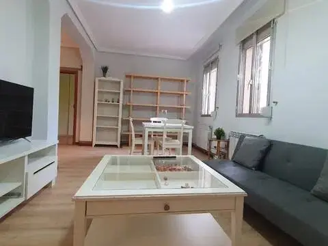 Piso en Paseo de la Dirección