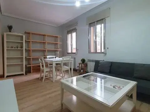 Piso en Paseo de la Dirección