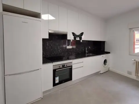 Piso en Pumarín-Teatinos