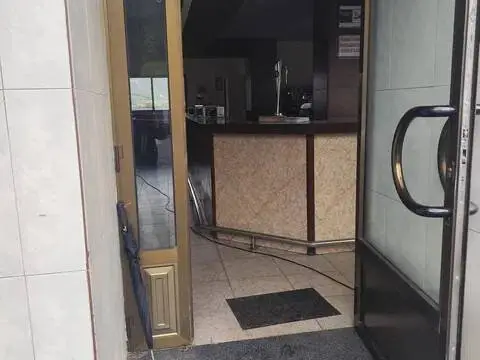 Local comercial en Avenida del Pontón