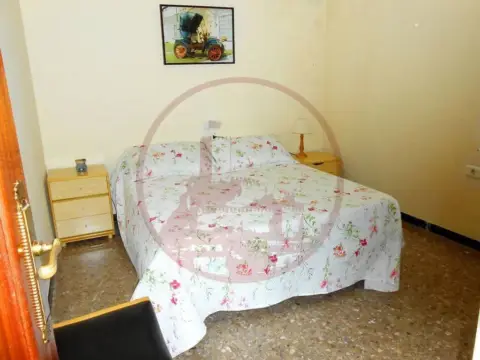 Chalet en Alquerías