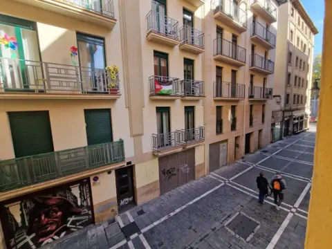 Piso en Casco Antiguo - Alde Zaharra