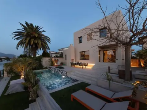 Casa – Castelló d'Empúries