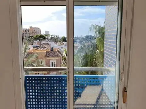 Piso en Avenida de las Marinas