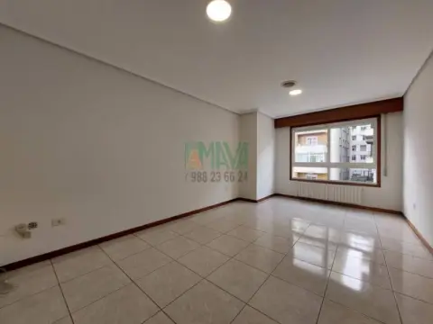 Piso en Ourense Capital