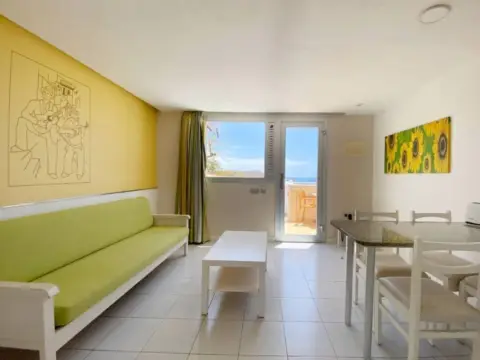 Piso en calle de la Isla de Lobos