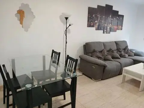 Piso en Aguadulce Sur