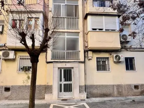 Piso en Zaidín-Vergeles
