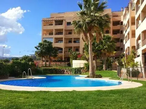 Piso en Aguadulce Sur