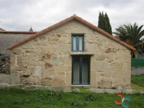 Casa en Parada de Achas (A Cañiza)