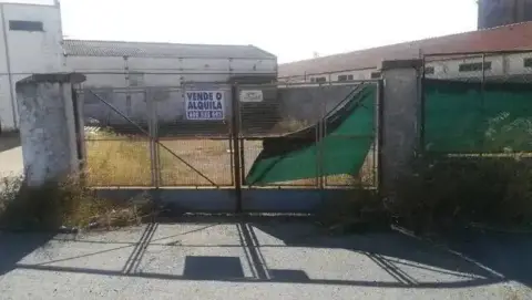 Nave industrial en Plasencia