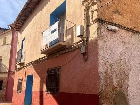Casa rústica en calle Santa Ana