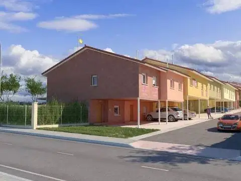 Casa adosada en Hontanares de Eresma