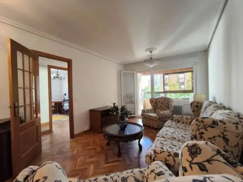 Piso en Avenida de Pío XII