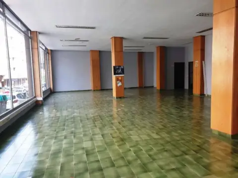 Local comercial en A Ponte