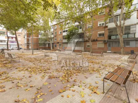 Piso en Puerta de Madrid, El Juncal
