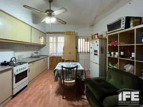 Casa rústica en Luceni