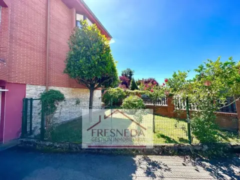 Casa adosada en calle Alfonso El Sabio No Number