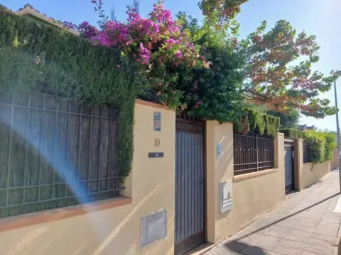 Casa en calle Antonio Machín