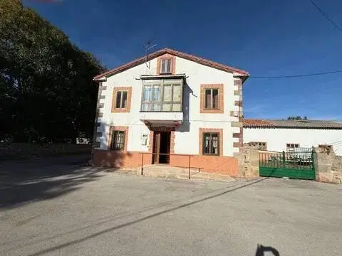 Chalet en Plaza de la Hera del Viejo