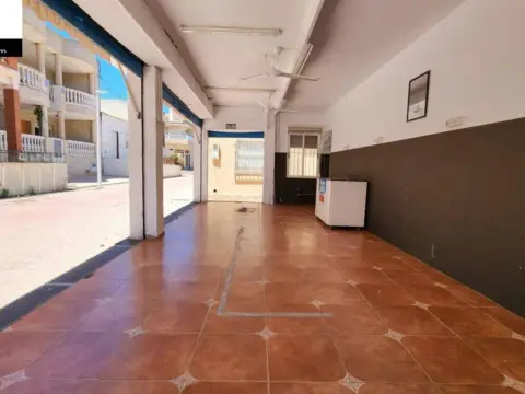 Local comercial en Plaza de la Constitución