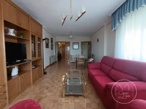 Piso en Ávila Capital