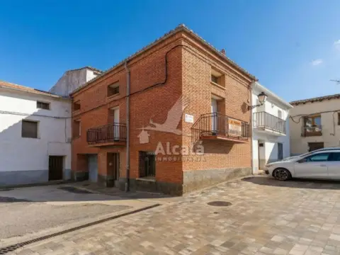 Casa en Armuña de Tajuña