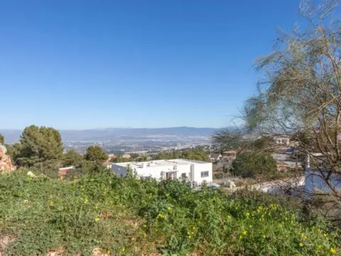 Terreno en Pinos de Alhaurín