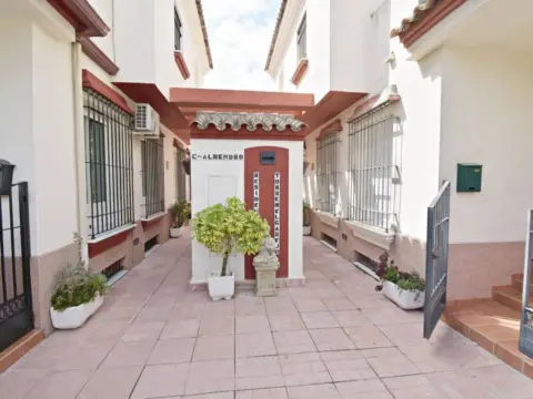 Casa adosada en Rural