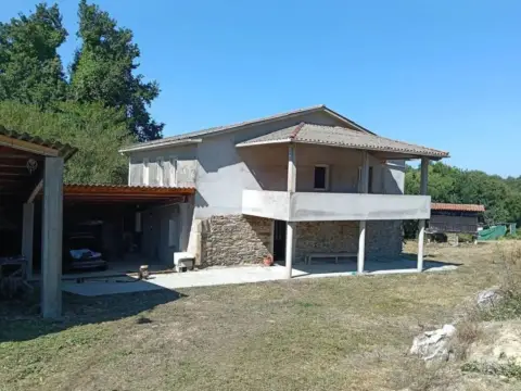 Chalet en Oza-Cesuras