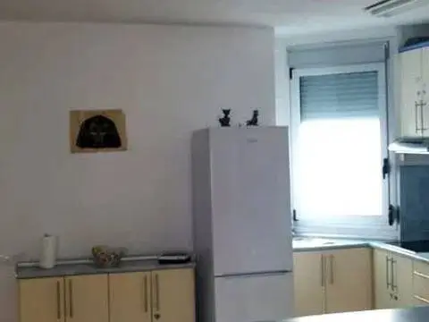 Piso en Centro-Zona calle Castillo