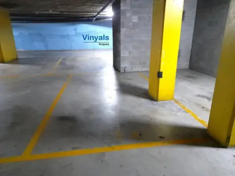 Garaje en Via Europa