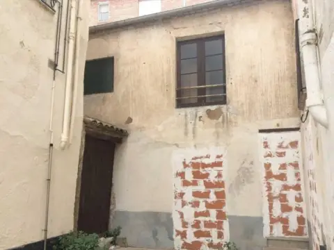 Casa rústica en Móra la Nova