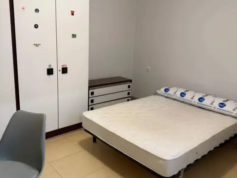 Habitación en Universitat